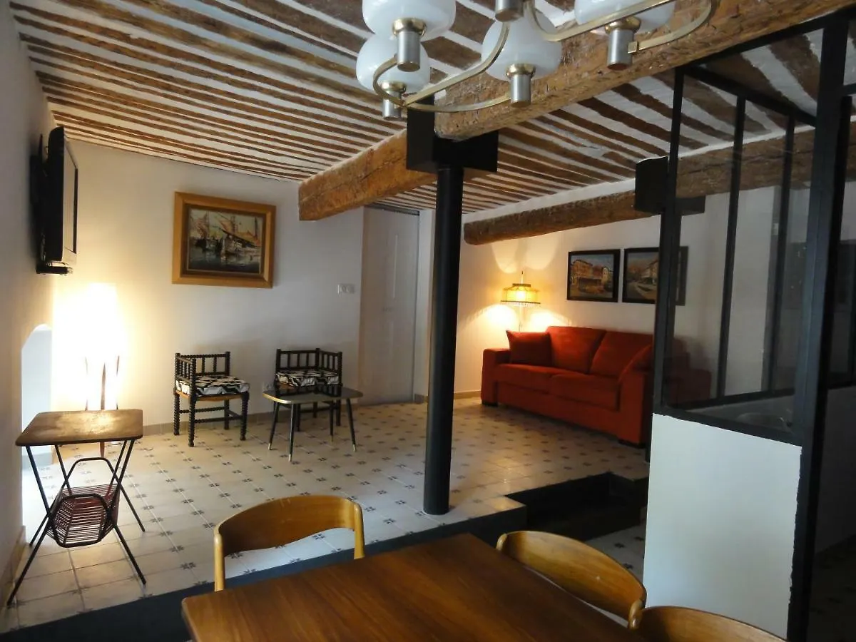 La Maison Des Augustines Marseille 0*,  Francie
